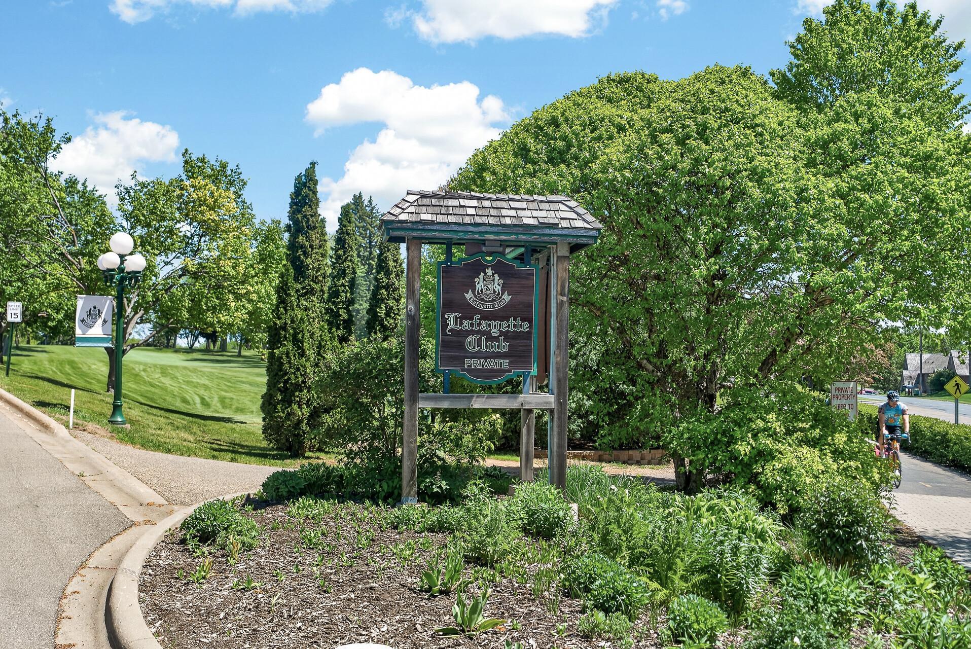 3114 Brooks Lane