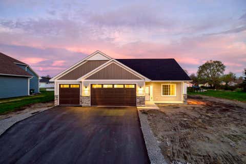 Photo of 216 10th Avenue NE, Hutchinson, MN 55350 (MLS # 7131458)