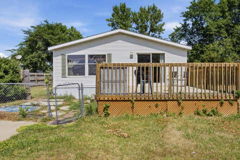 Photo of 1002 3 1/2 Avenue E, West Fargo, ND 58078 (MLS # 7130354)