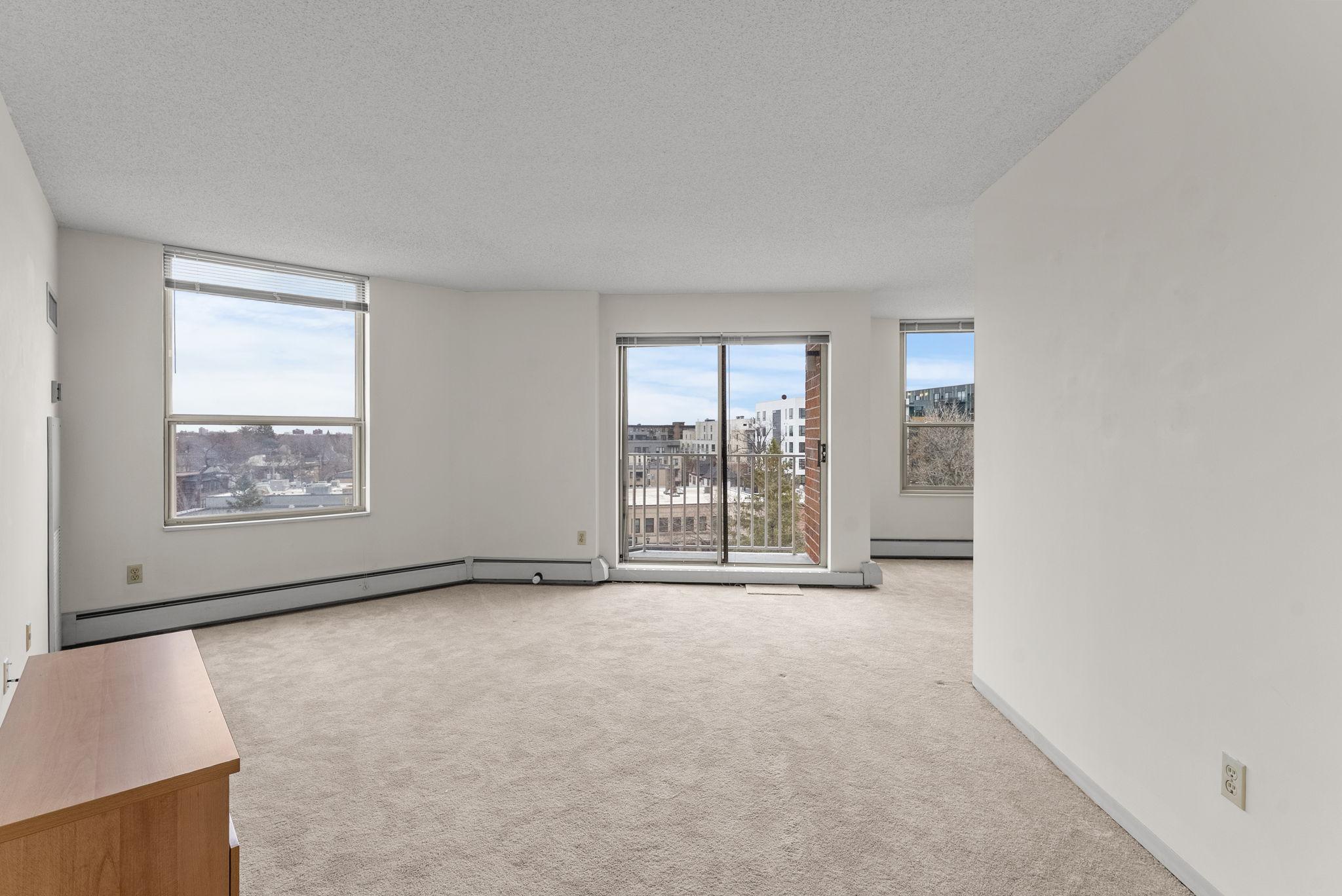 1425 W 28th Street 523