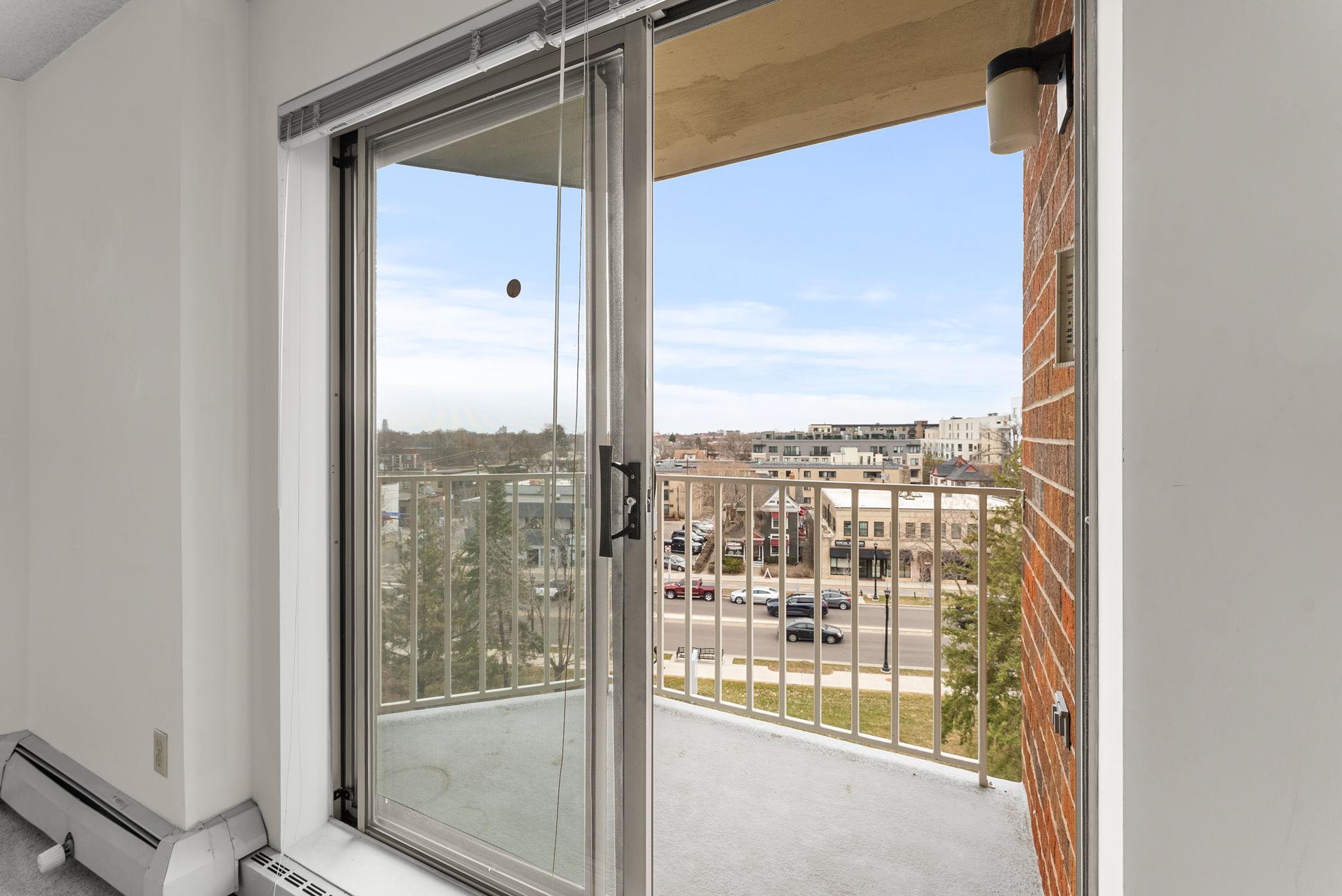 1425 W 28th Street 523