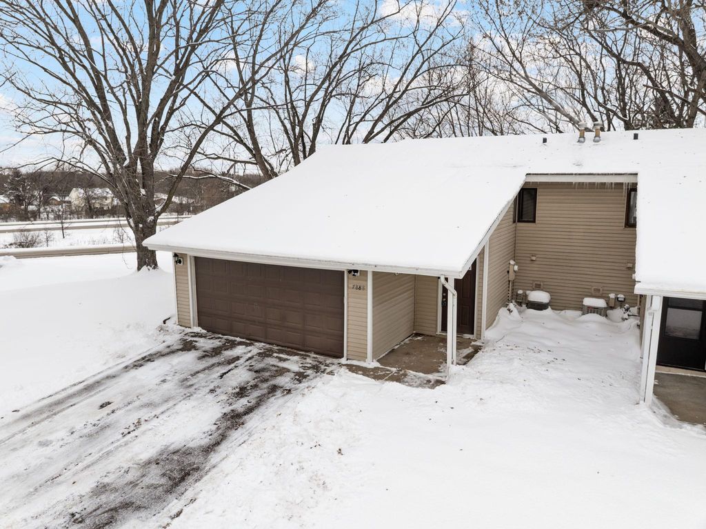 Photo of 7888 Dunmore Road, Woodbury, MN 55125 (MLS # 6815970)