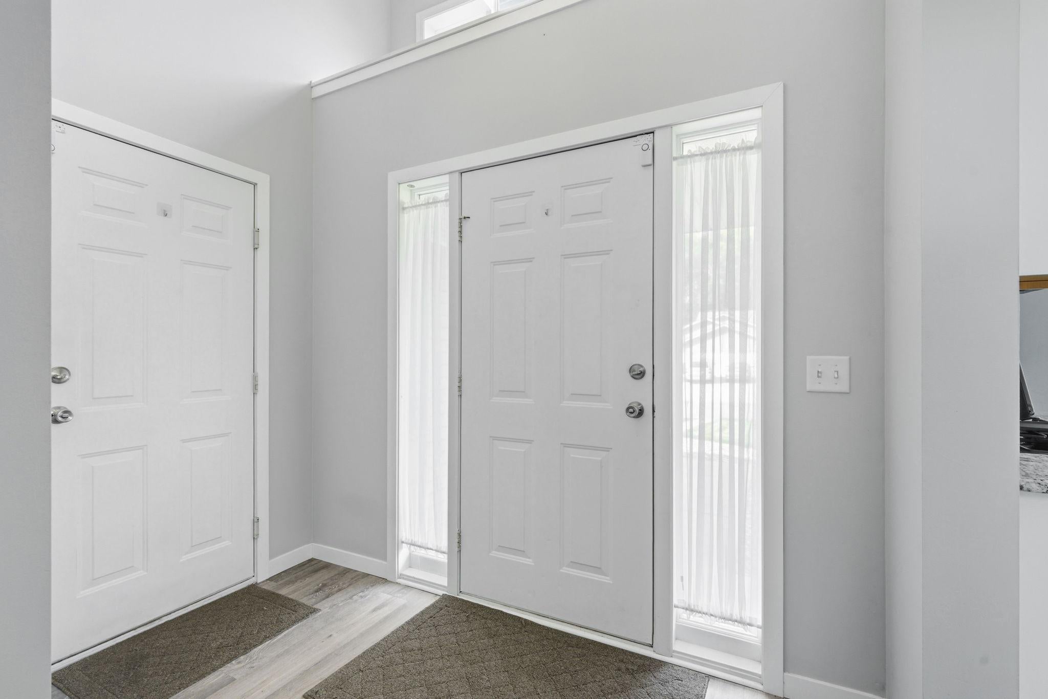 798 104th Court NE