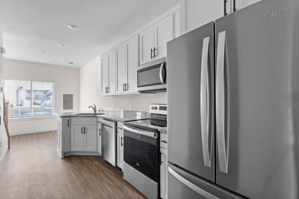 Photo of 1795 Cleveland Court S, Cambridge, MN 55008 (MLS # 7034754)