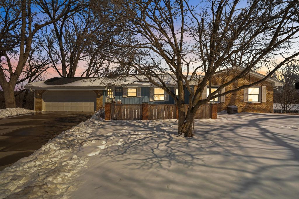 Photo of 4030 Wasatch Lane, Golden Valley, MN 55422 (MLS # 7026880)