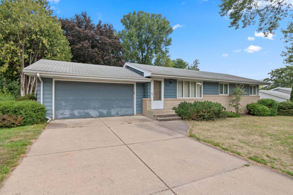 Photo of 405 Terrace Drive, Roseville, MN 55113 (MLS # 7126455)