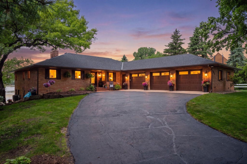 Photo of 15600 Logarto Lane, Burnsville, MN 55306 (MLS # 7037012)