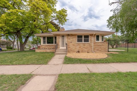 555 Arlington Avenue W Saint Paul MN 55117