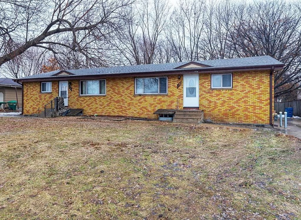 Photo of 7385 University Avenue NE, Fridley, MN 55432 (MLS # 7016789)