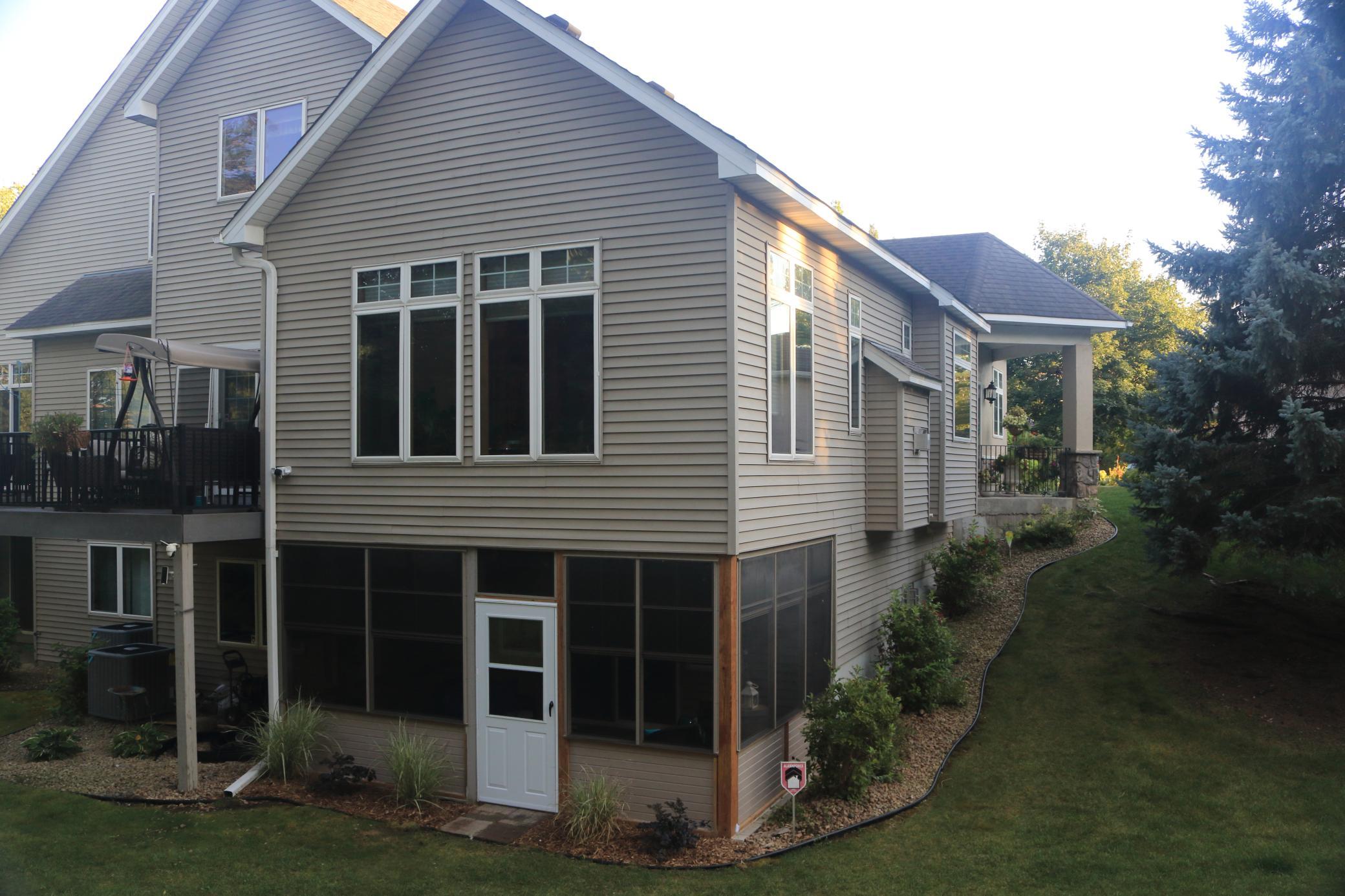13904 Shoreside Court
