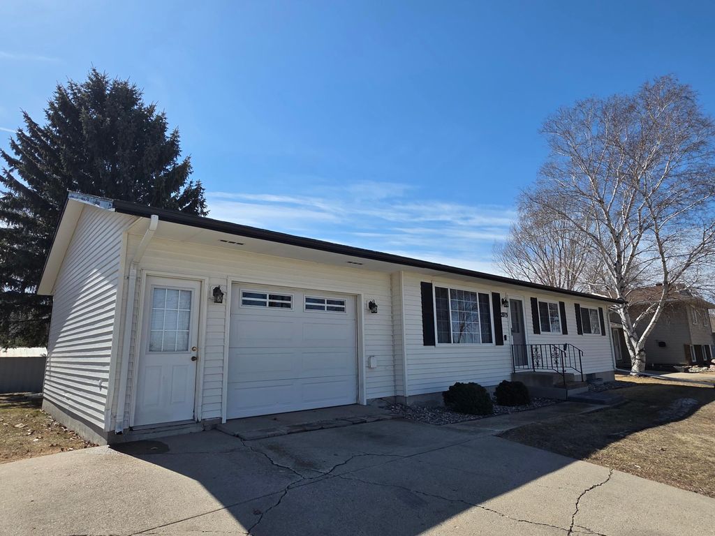 Photo of 2713 4th Avenue S, Moorhead, MN 56560 (MLS # 7055539)