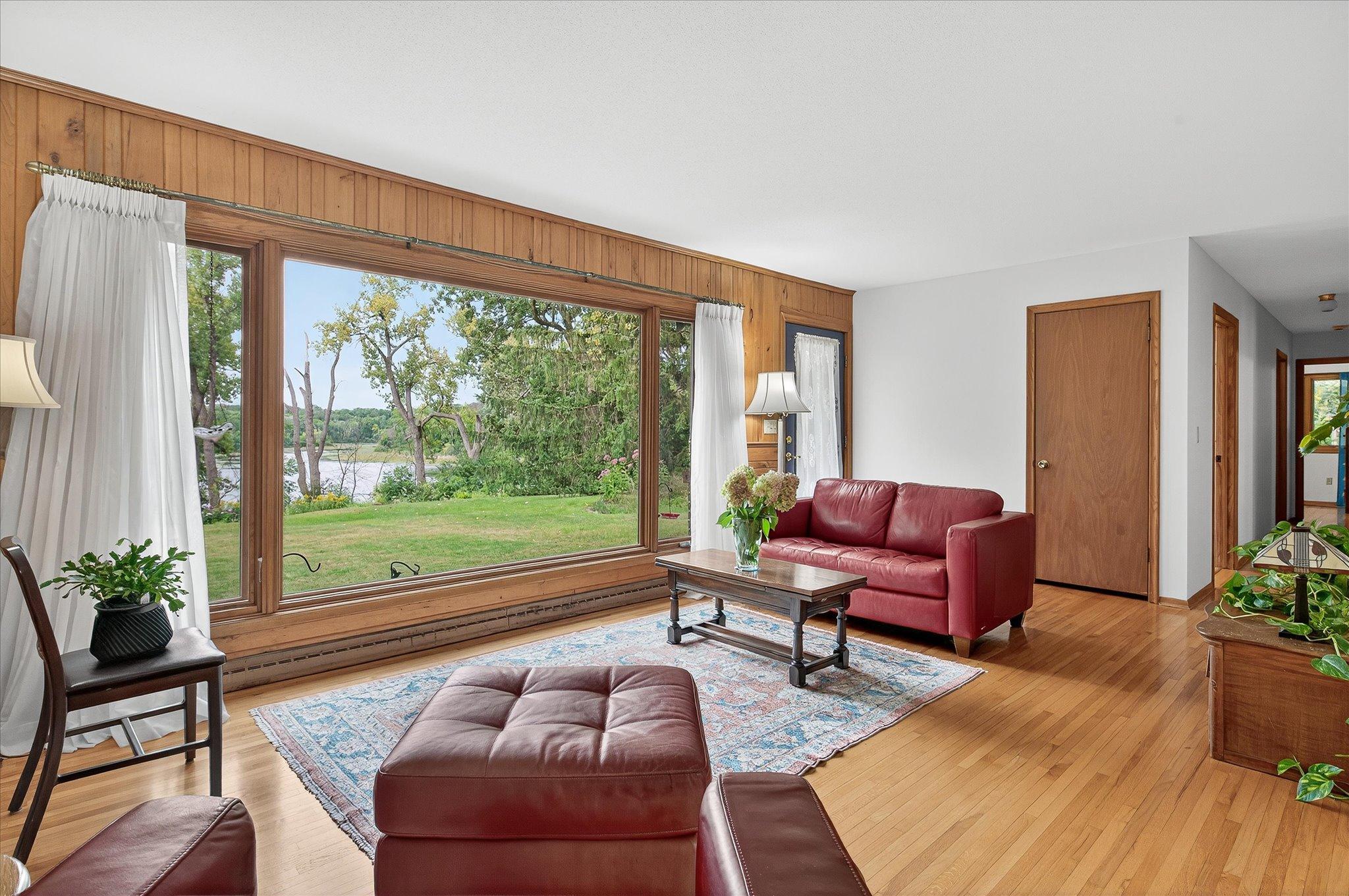 15250 Stevens Avenue