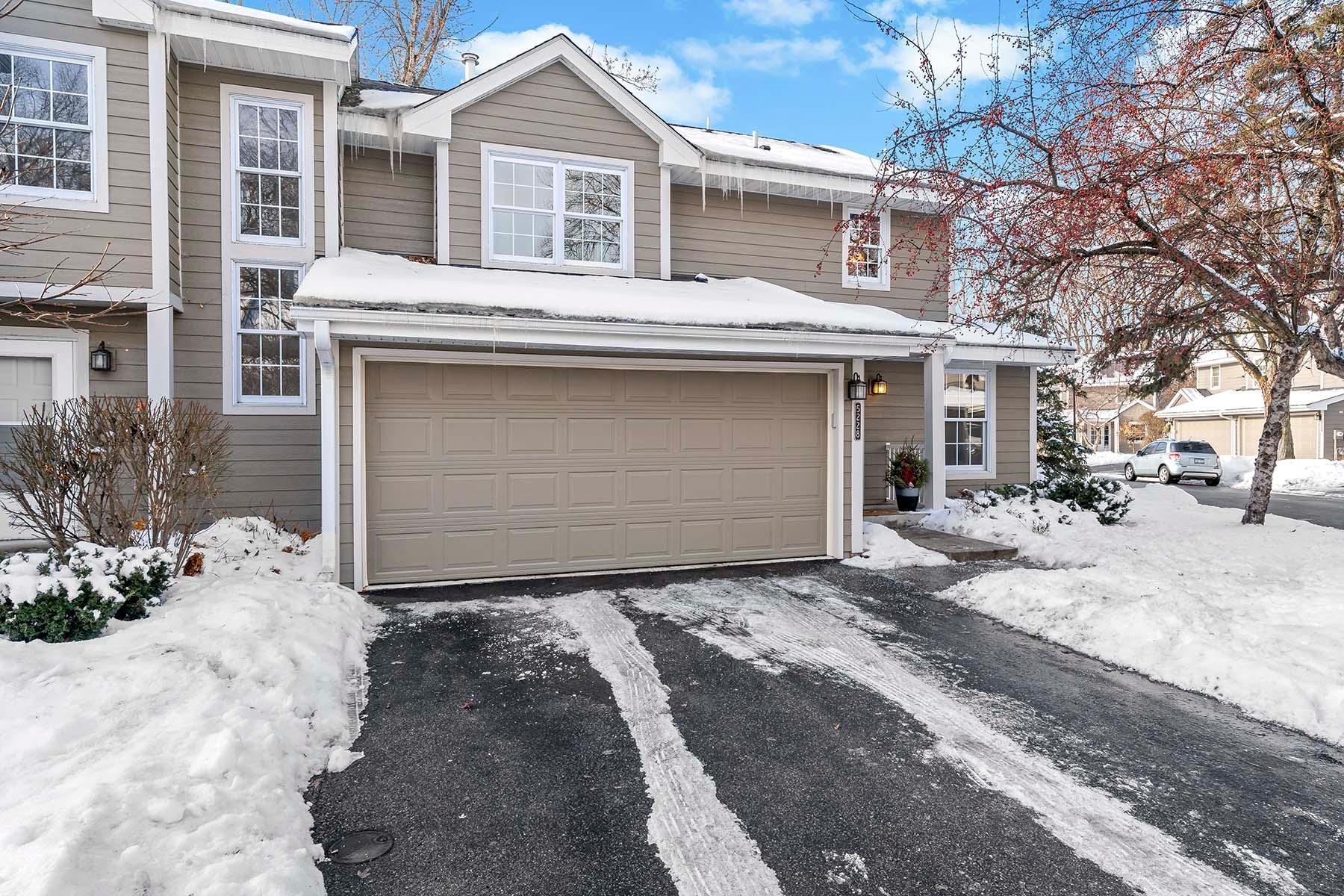 5228 Silver Maple Circle