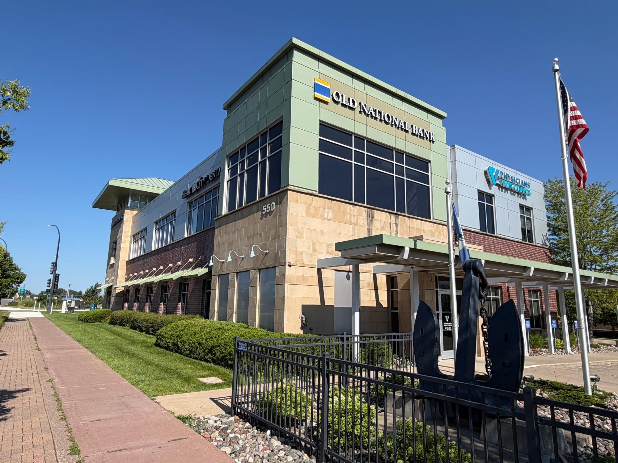 550 W Burnsville Parkway
