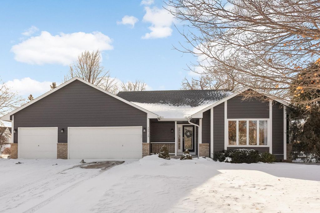 Photo of 13715 59th Place N, Plymouth, MN 55446 (MLS # 7008948)