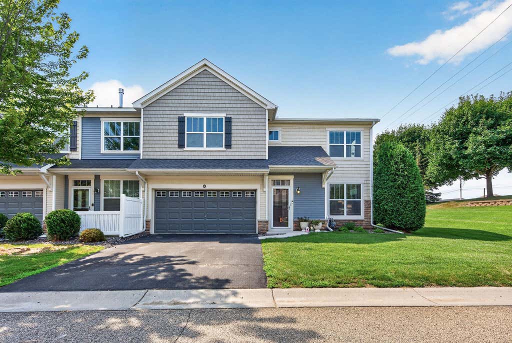 Photo of 1952 Commonwealth Boulevard #4, Chanhassen, MN 55317 (MLS # 7119822)