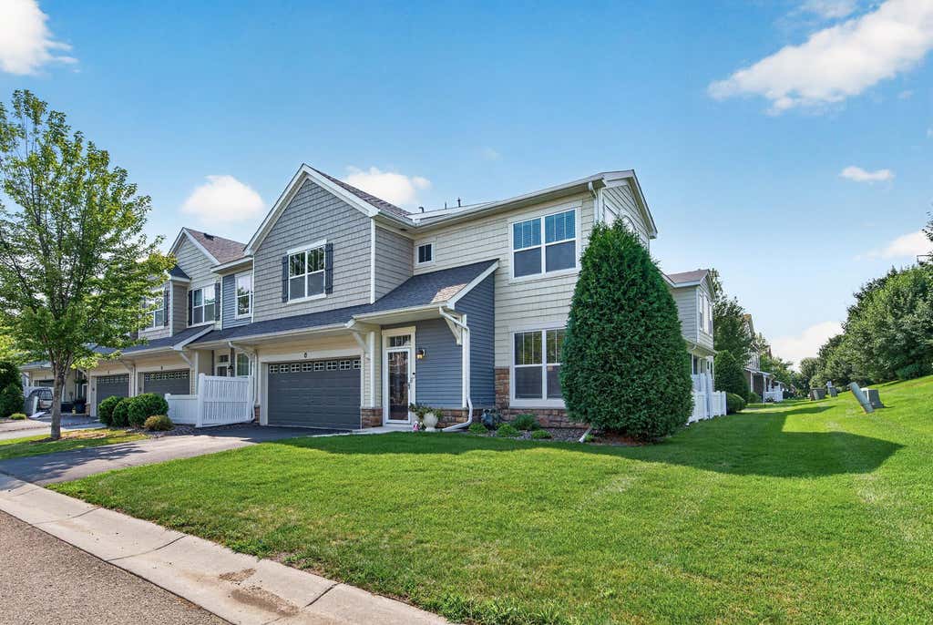 Photo of 1952 Commonwealth Boulevard #4, Chanhassen, MN 55317 (MLS # 7119822)