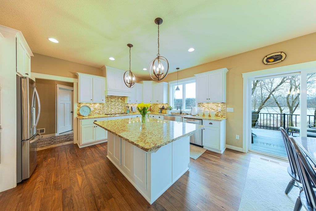 Photo of 8860 67th Street Bay S, Cottage Grove, MN 55016 (MLS # 7050230)