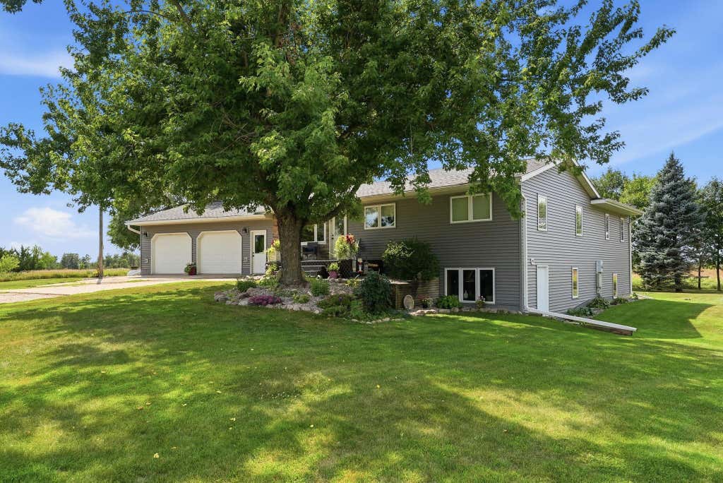 Photo of 26280 115th Street NE, Belgrade, MN 56312 (MLS # 7129624)