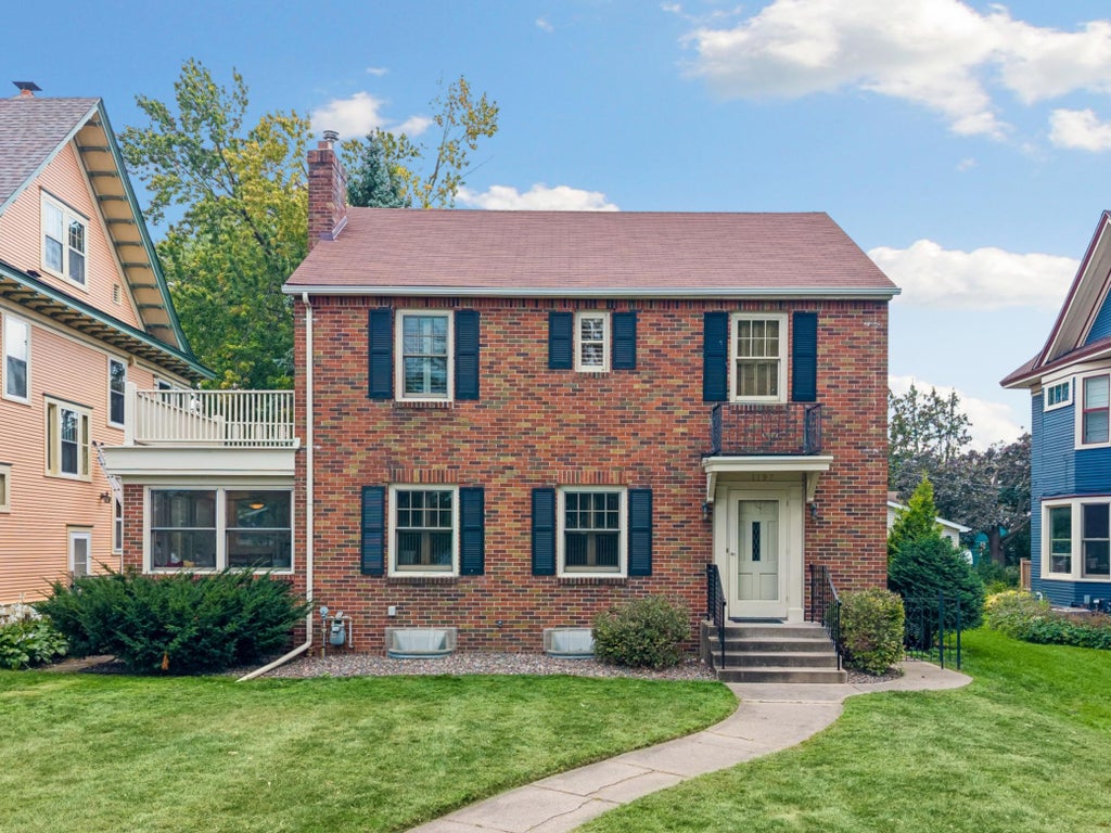 Photo of 1197 Como Boulevard W, Saint Paul, MN 55103 (MLS # 7123168)
