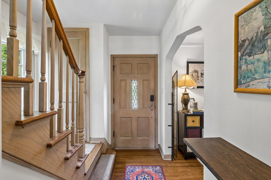Photo of 1197 Como Boulevard W, Saint Paul, MN 55103 (MLS # 7123168)