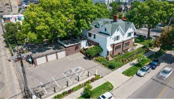 Photo of 3045 Aldrich Avenue S, Minneapolis, MN 55408 (MLS # 7130165)