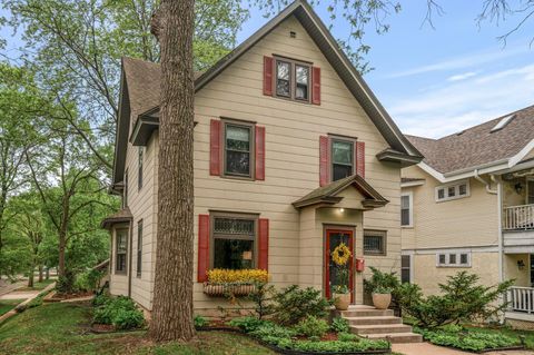 1670 Ashland Avenue Saint Paul MN 55104