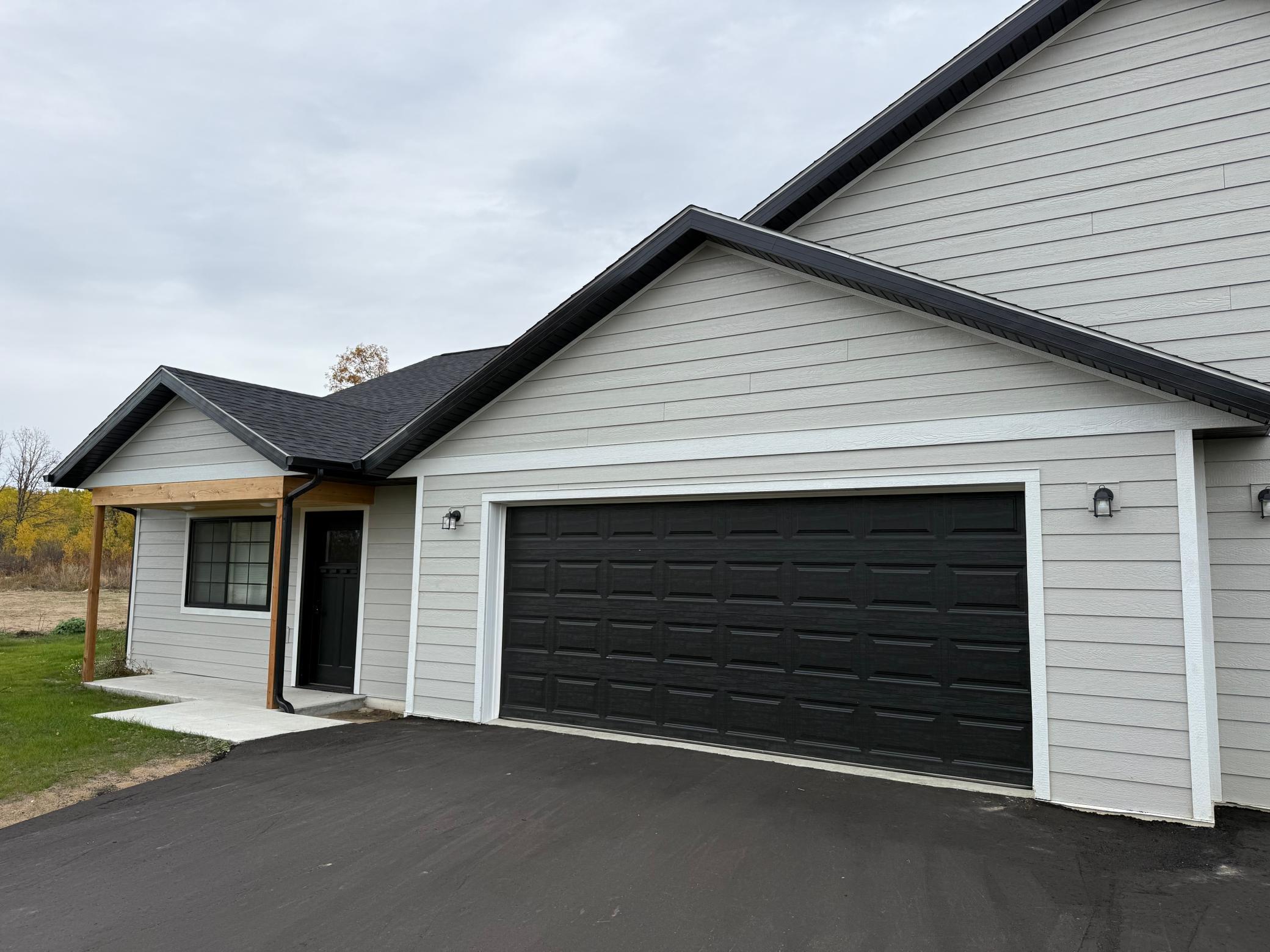 6809 Hamilton Park NW 11