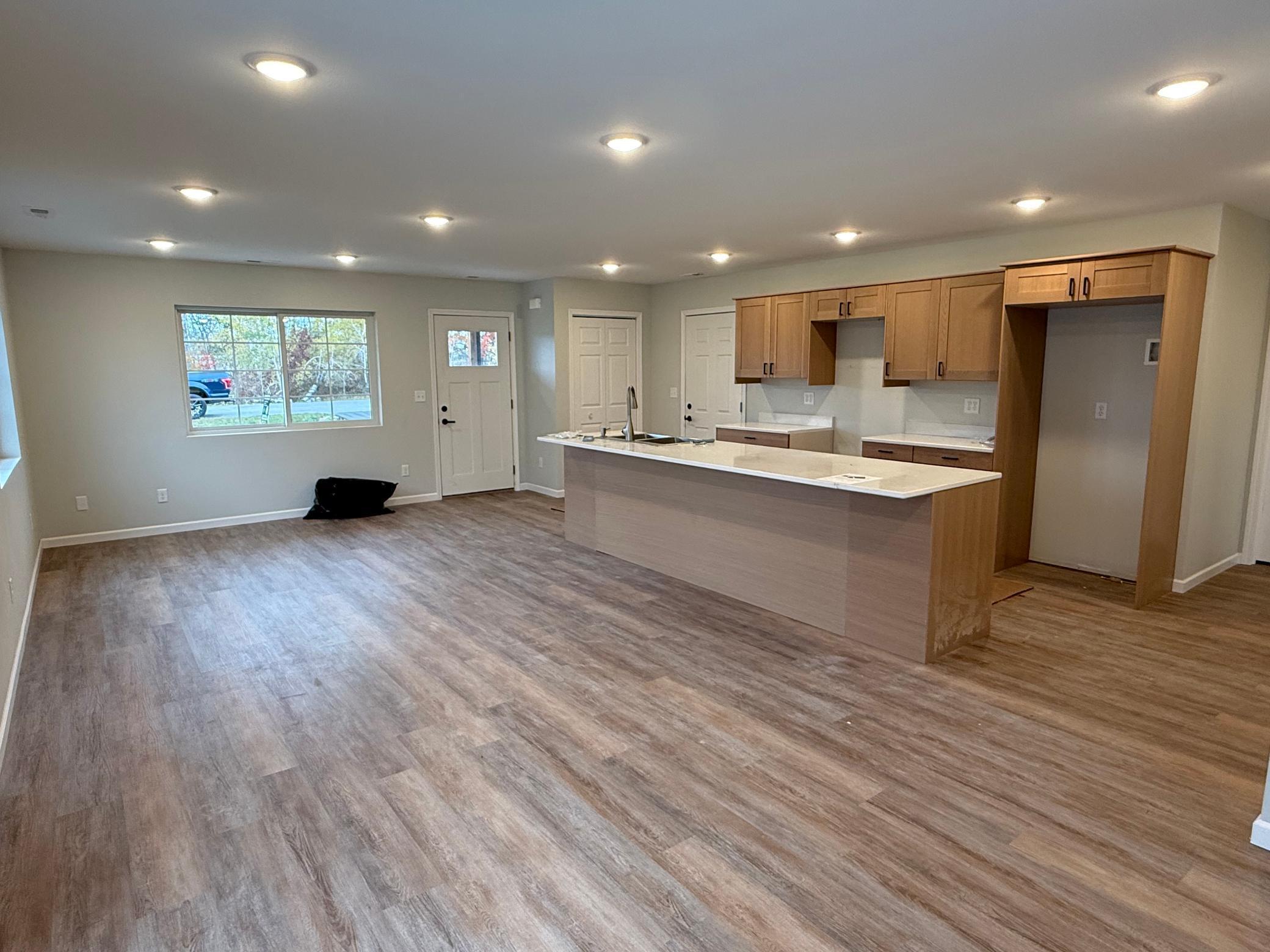 6809 Hamilton Park NW 11