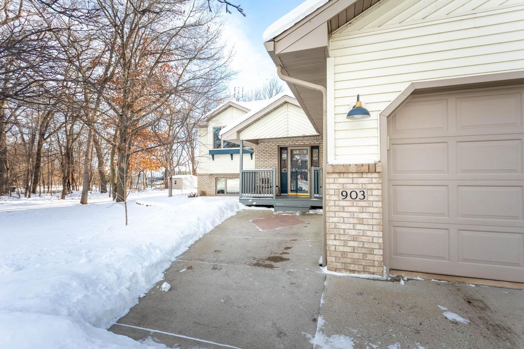 Photo of 903 Geneva Drive, Alexandria, MN 56308 (MLS # 7000840)