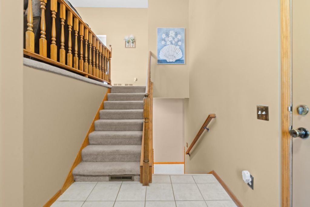 Photo of 6709 110th Avenue N, Champlin, MN 55316 (MLS # 7061090)