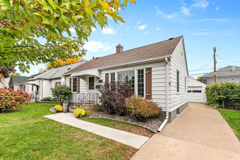 Photo of 7441 Aldrich Avenue S, Richfield, MN 55423 (MLS # 7098521)