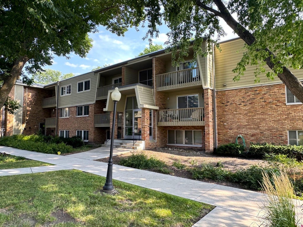 Photo of 7414 W 22nd Street #306, Saint Louis Park, MN 55426 (MLS # 7150483)