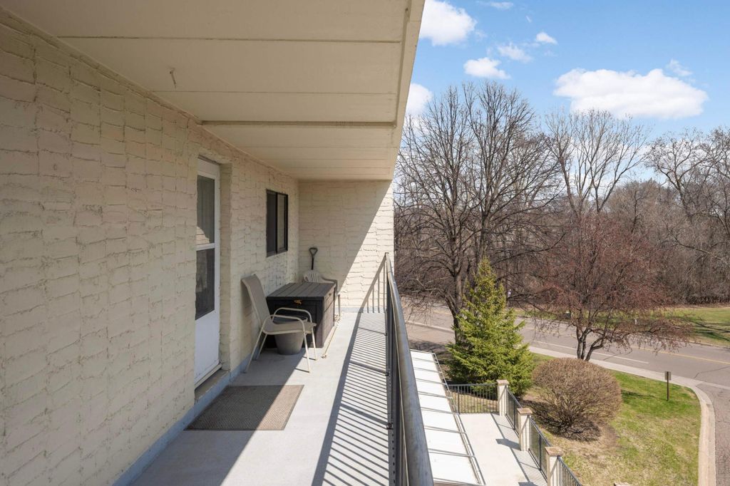 Photo of 10501 Cedar Lake Rd Rd #420, Minnetonka, MN 55305 (MLS # 7023852)