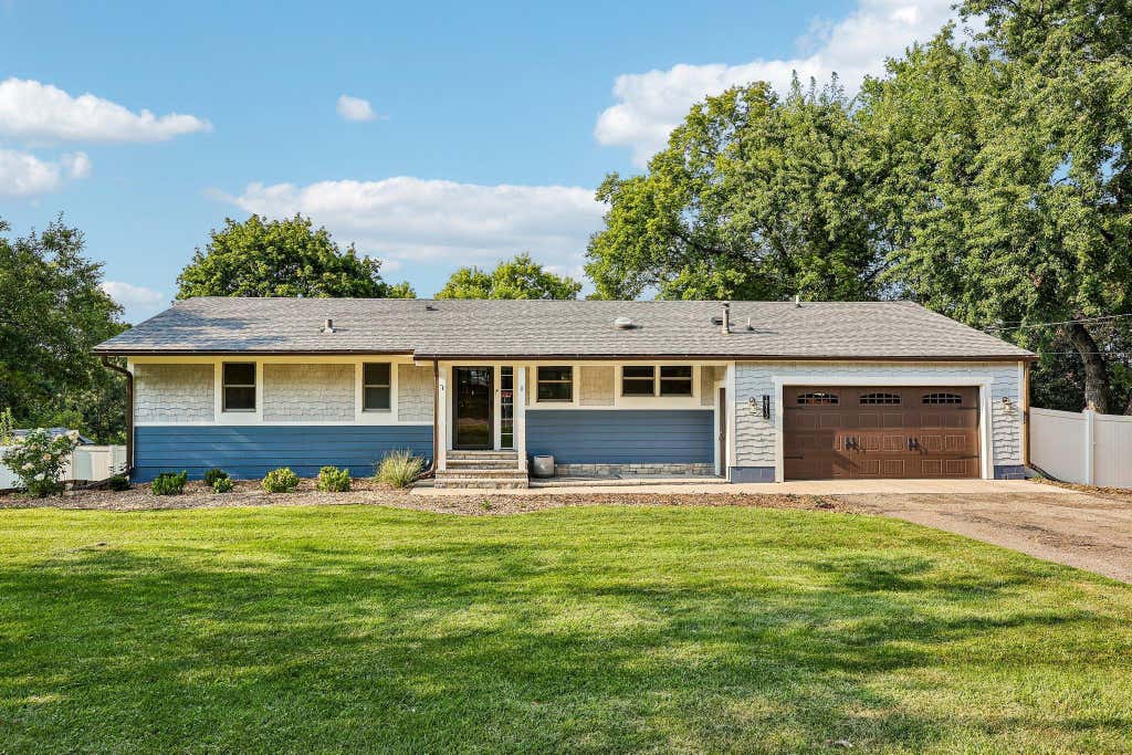 Photo of 19112 Townline Road, Minnetonka, MN 55345 (MLS # 7125179)