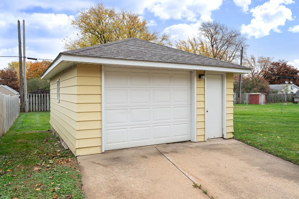 Photo of 1707 1st Avenue SE, Austin, MN 55912 (MLS # 7166493)