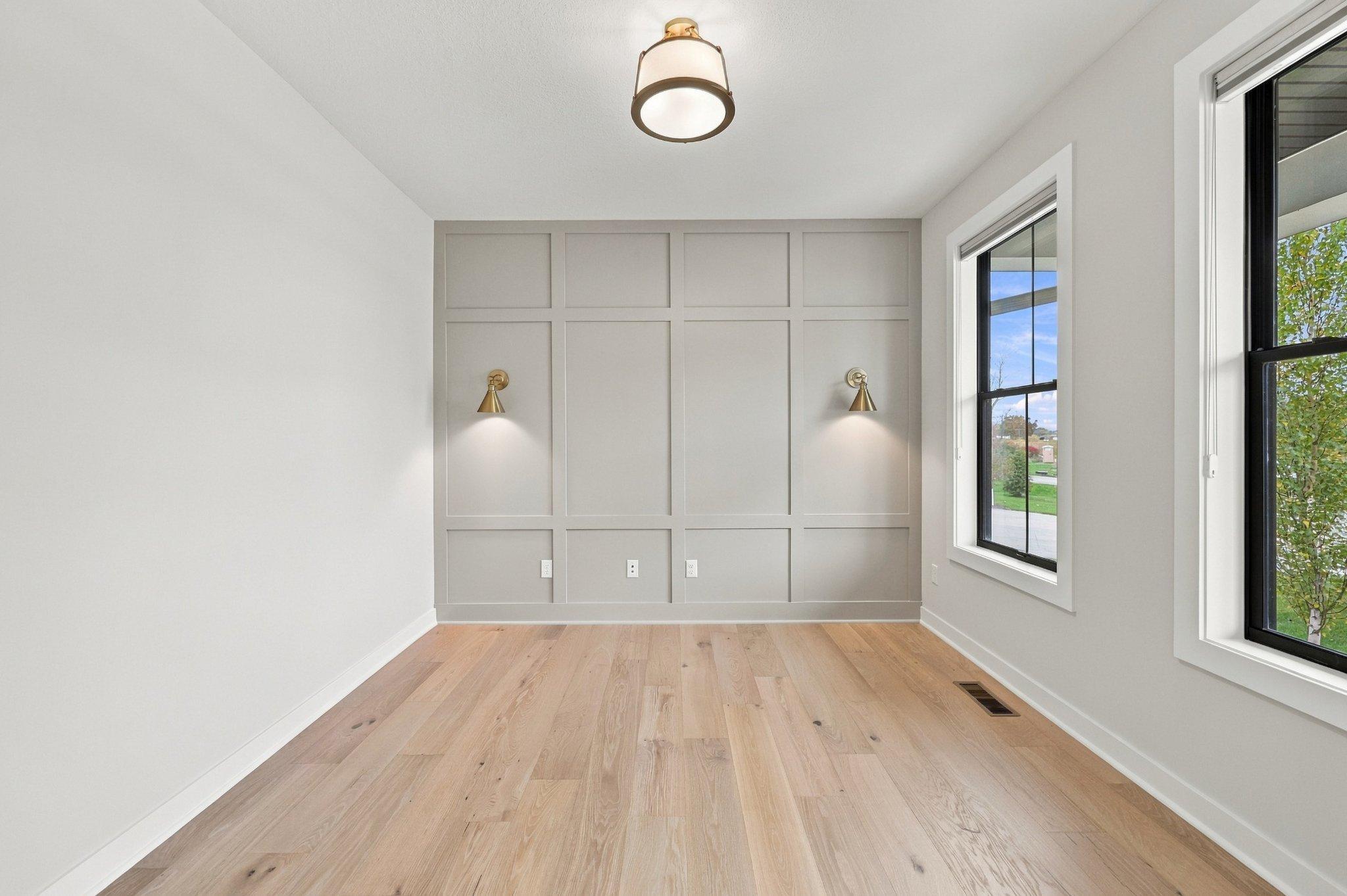 4304 Hillside Drive
