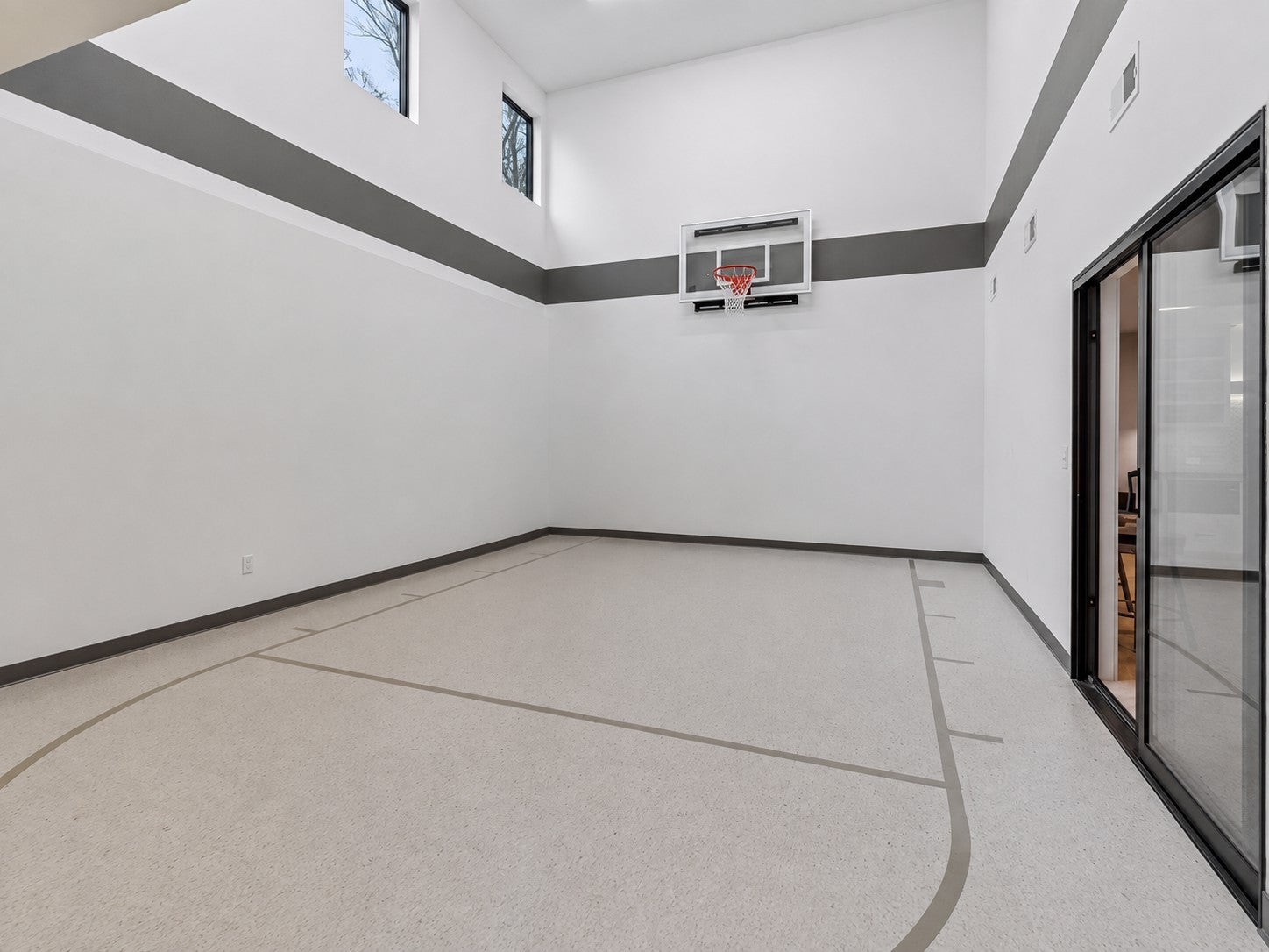 4304 Hillside Drive