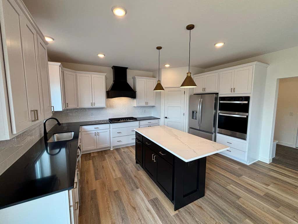 Photo of 819 Walnut Grove Lane, Hanover, MN 55341 (MLS # 7120322)