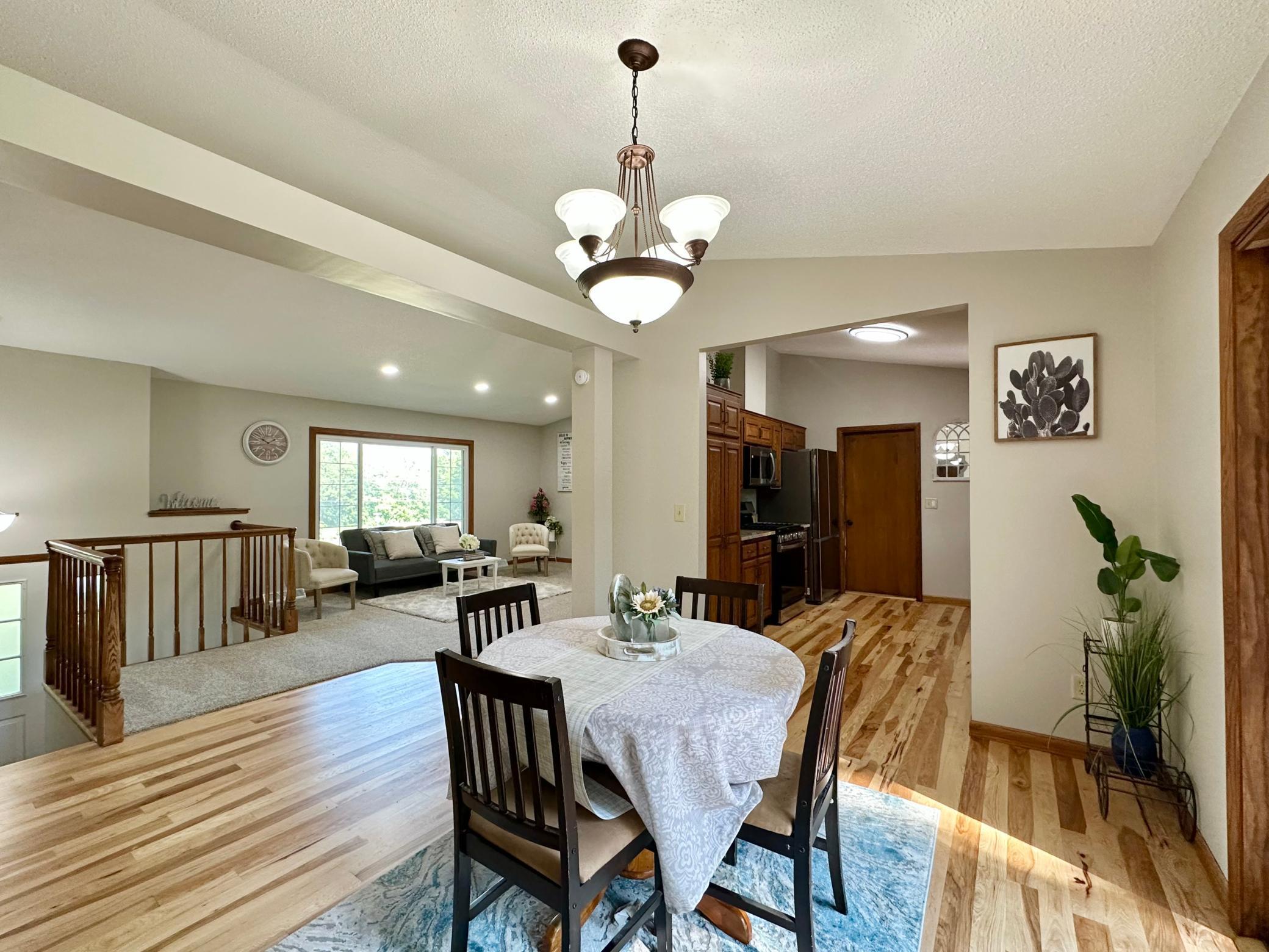 11900 Highland View Circle