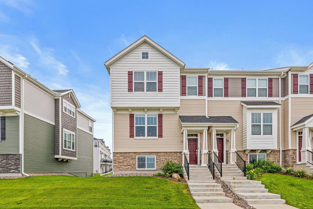 Photo of 7538 38th Street N, Oakdale, MN 55128 (MLS # 7015542)