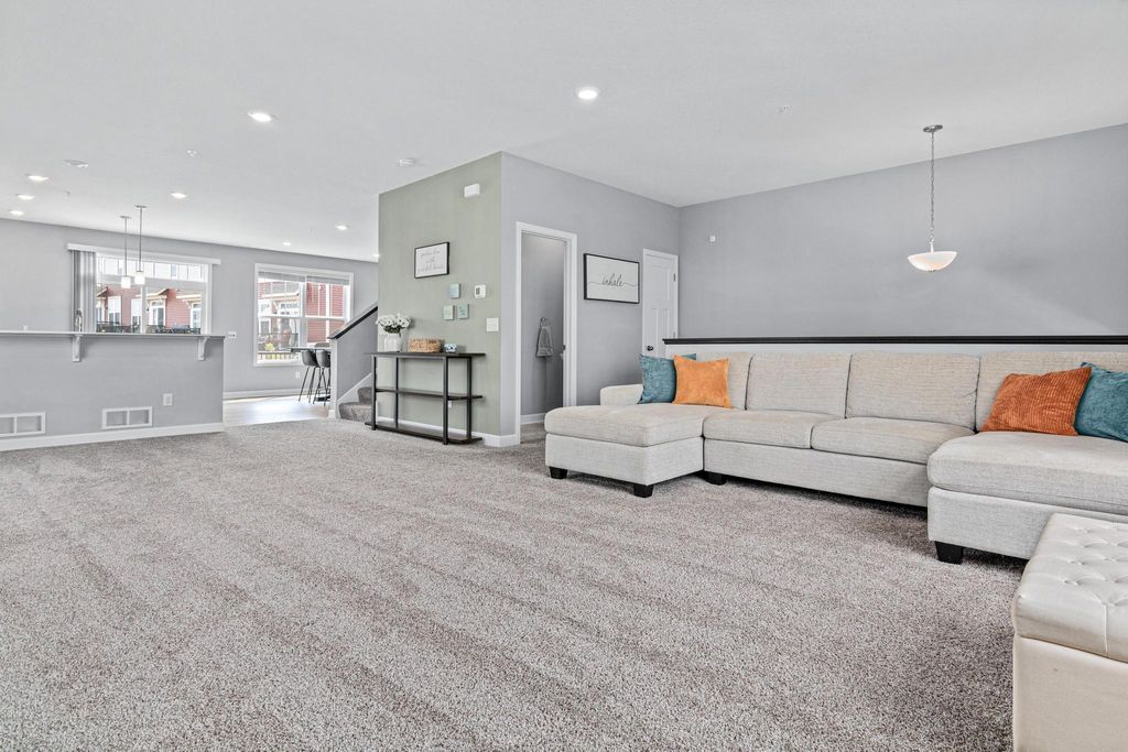 Photo of 7538 38th Street N, Oakdale, MN 55128 (MLS # 7015542)