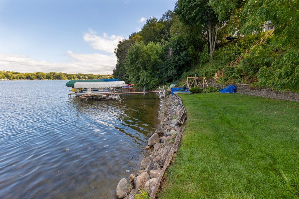 Photo of 7339 Frontier Trail TRL, Chanhassen, MN 55317 (MLS # 7148256)