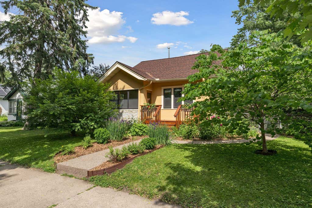 Photo of 3527 40th Avenue S, Minneapolis, MN 55406 (MLS # 7105145)