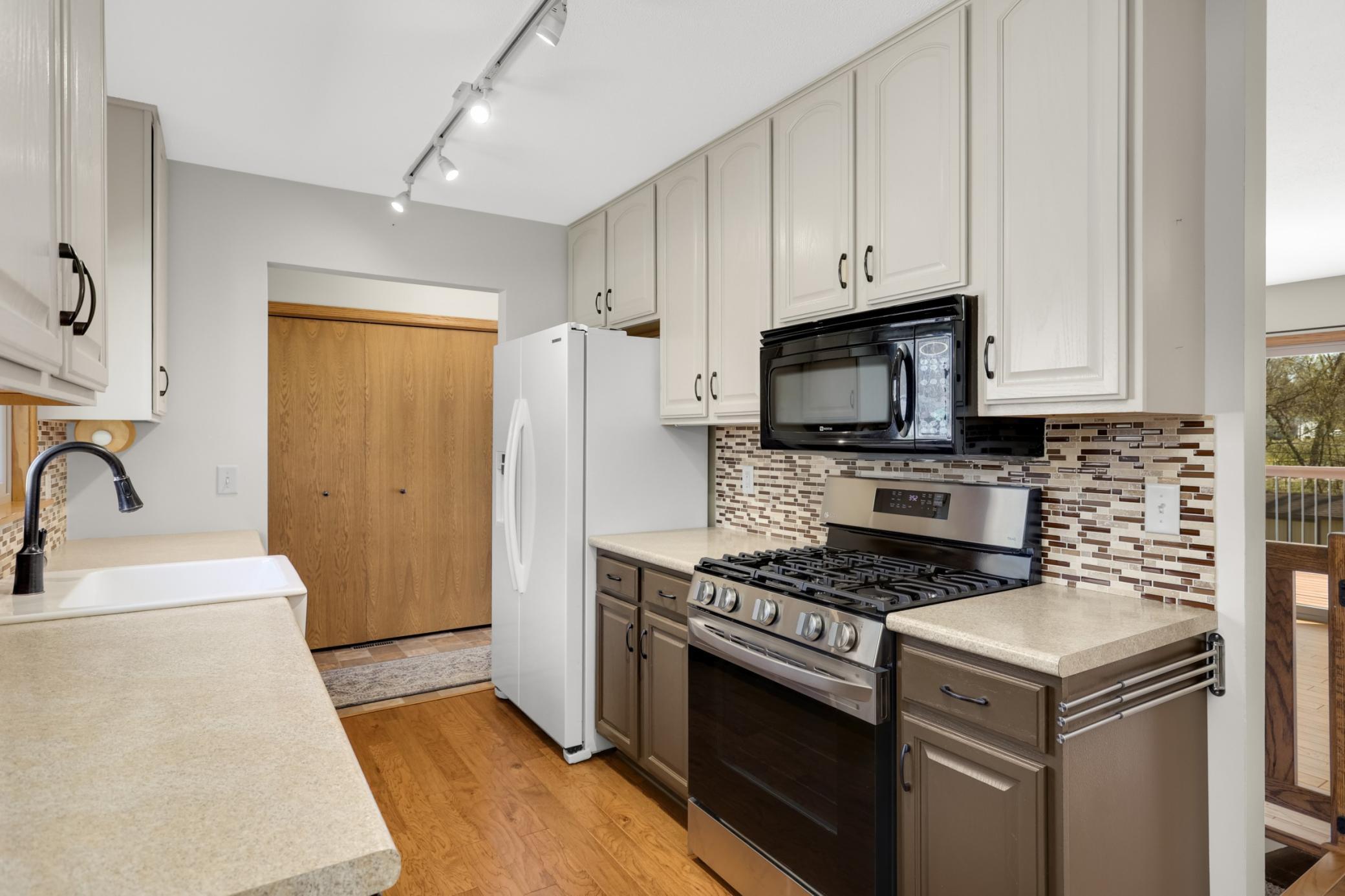 215 Stardust Boulevard