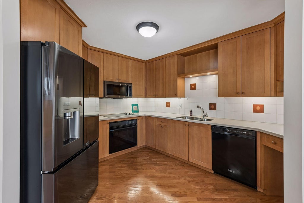 Photo of 1225 Lasalle Avenue #1307, Minneapolis, MN 55403 (MLS # 7111009)