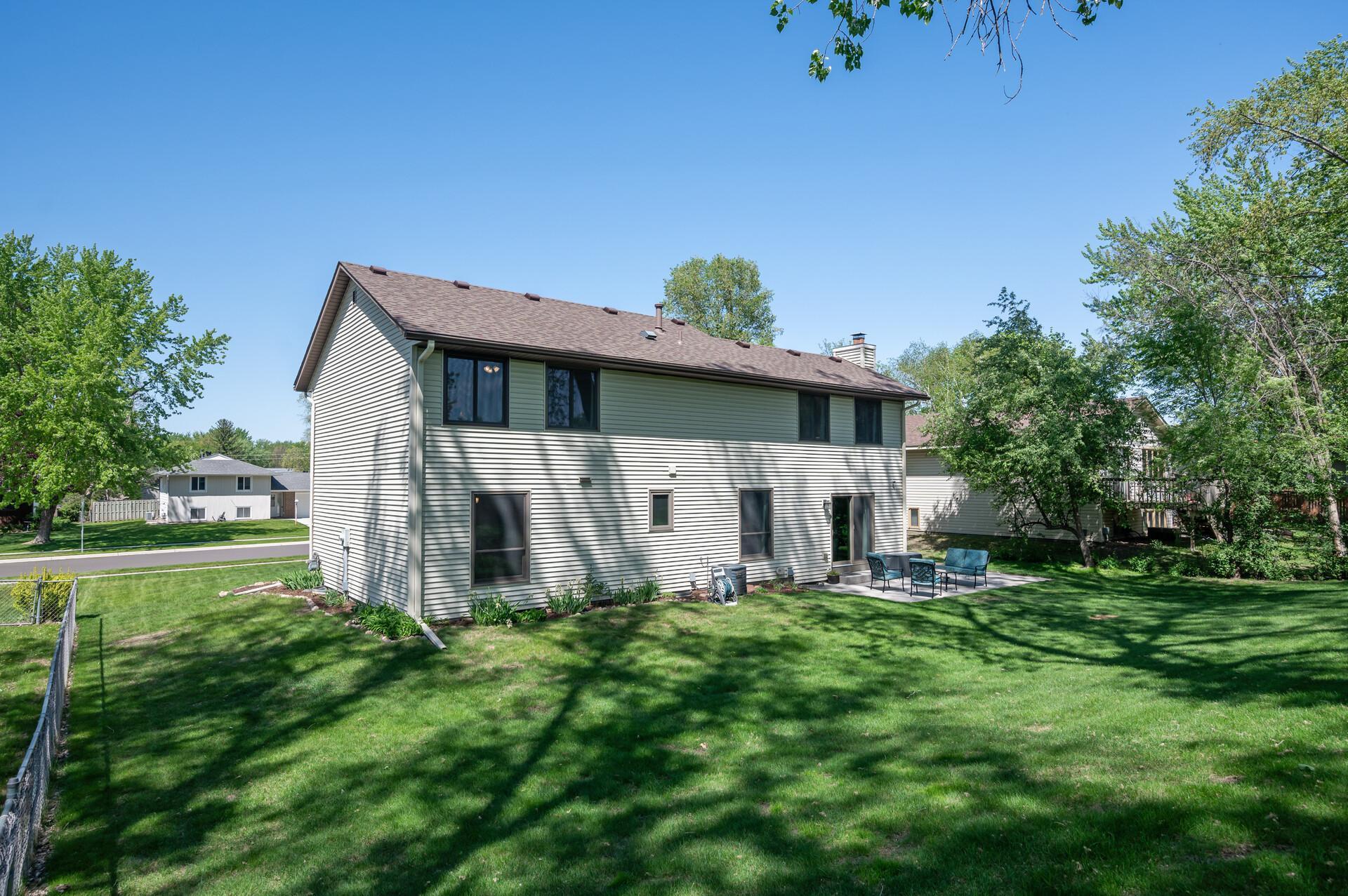 1092 Whitney Drive