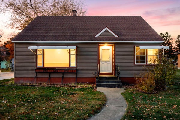 1695 2ND AVE, CUMBERLAND, WI 54829 - Image fc05a96cb688aa5ecd7593b8f65d70aa/2104935591