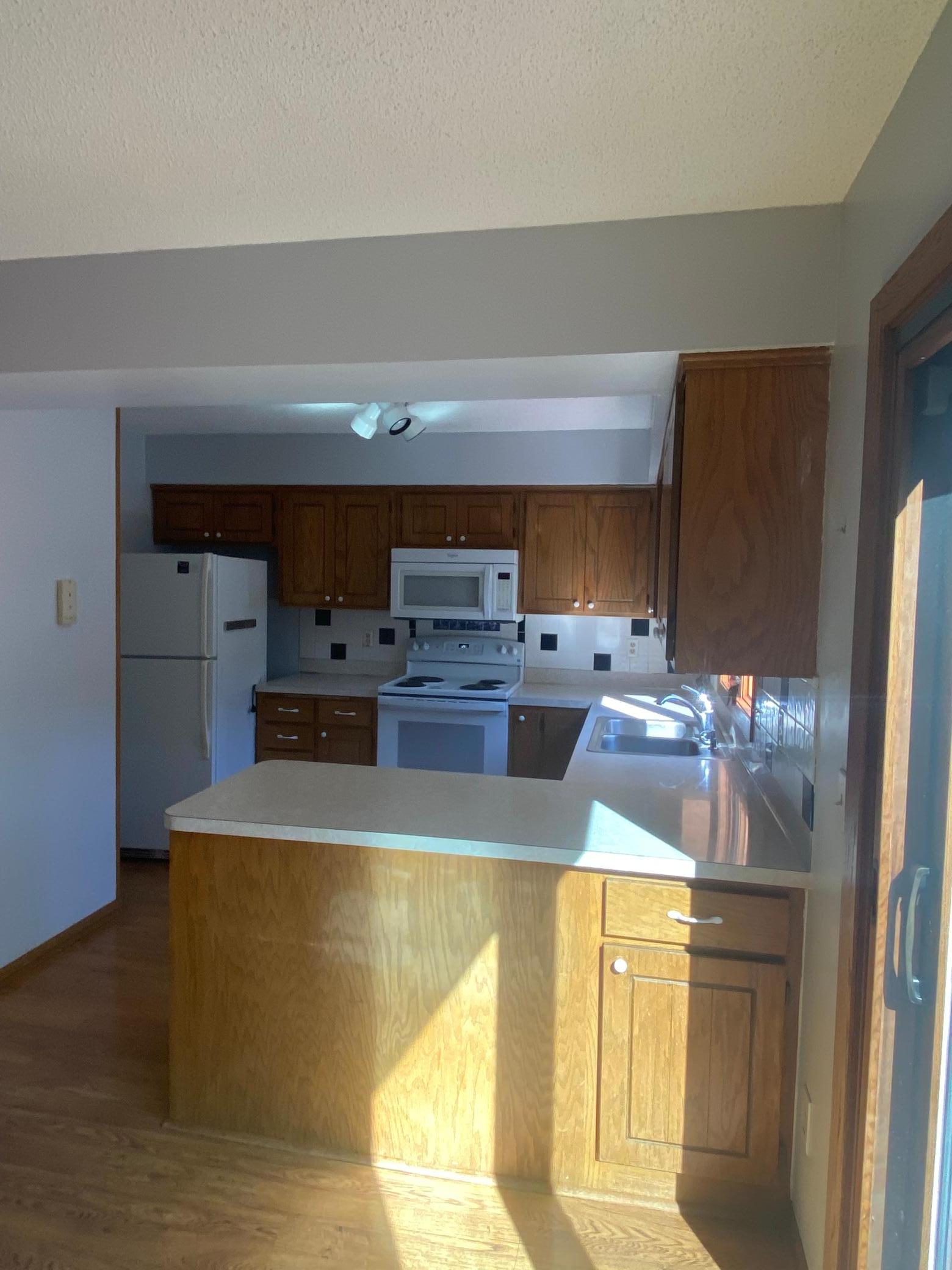 1361 Knoll Drive