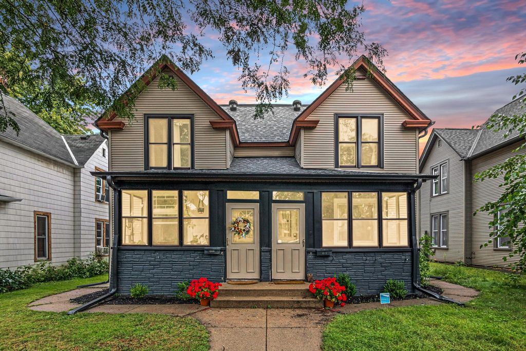 Photo of 1515 Blair Ave Ave, Saint Paul, MN 55104 (MLS # 7045155)